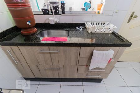 Casa de condomínio para alugar com 91m², 2 quartos e 1 vagaDetalhe cozinha