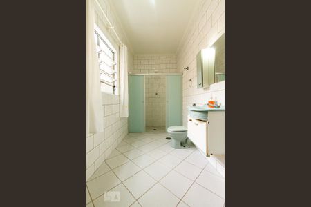 Apartamento à venda com 112m², 2 quartos e sem vaga Apartamento à venda com 112m², 2 quartos e sem vagaBanheiro