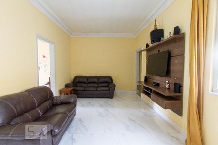 Apartamento à venda com 112m², 2 quartos e sem vaga Apartamento à venda com 112m², 2 quartos e sem vagaSala de Estar