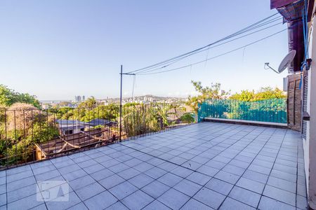 Casa à venda com 204m², 3 quartos e 3 vagasVaranda