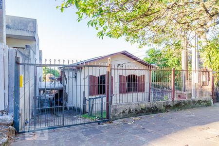 Casa à venda com 204m², 3 quartos e 3 vagasFachada