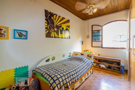 Casa à venda com 204m², 3 quartos e 3 vagasQuarto 3