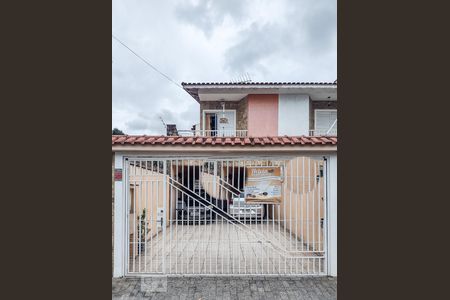 Casa à venda com 150m², 3 quartos e 4 vagasFachada