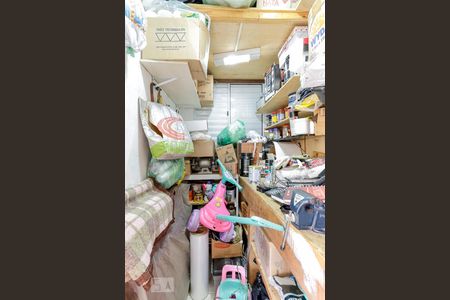 Casa à venda com 150m², 3 quartos e 4 vagasQuarto de Serviço