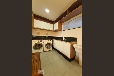 Apartamento para alugar com 37m², 1 quarto e 1 vagaÁrea Comum - Lavanderia