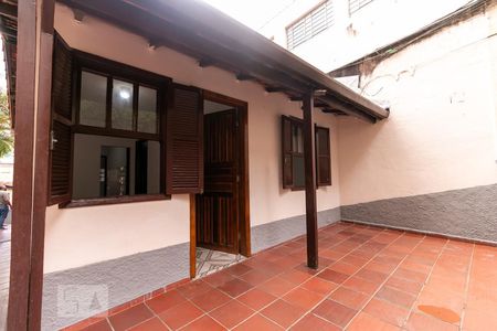 Casa à venda com 356m², 2 quartos e sem vagaFachada