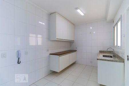 Apartamento para alugar com 114m², 3 quartos e 3 vagas Apartamento para alugar com 114m², 3 quartos e 3 vagasCozinha