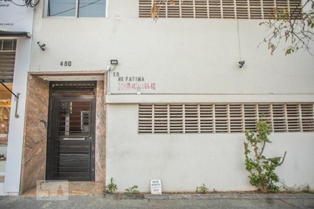 Apartamento à venda com 45m², 1 quarto e sem vaga Apartamento à venda com 45m², 1 quarto e sem vagaFachada