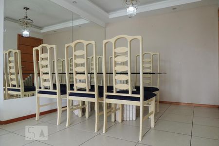Sala de apartamento para alugar com 3 quartos, 77m² em Jacarepaguá, Rio de Janeiro