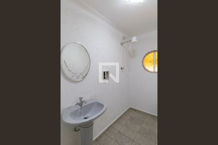 Casa à venda com 330m², 3 quartos e 4 vagasChurrasqueira Banheiro