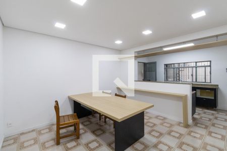 Casa à venda com 330m², 3 quartos e 4 vagasCozinha