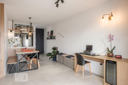 Sala de apartamento para alugar com 2 quartos, 83m² em Várzea da Barra Funda, São Paulo