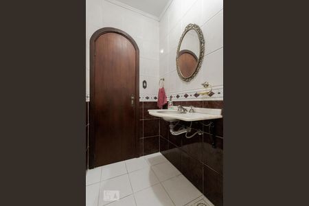 Casa à venda com 287m², 5 quartos e 3 vagasLavabo