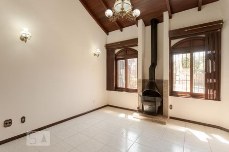 Sala de casa à venda com 5 quartos, 287m² em Jardim Itu Sabará, Porto Alegre
