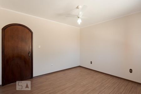 Casa à venda com 287m², 5 quartos e 3 vagasQuarto 2