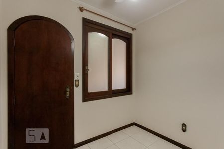 Casa à venda com 287m², 5 quartos e 3 vagasQuarto de Serviço