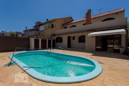 Casa à venda com 287m², 5 quartos e 3 vagasPátio