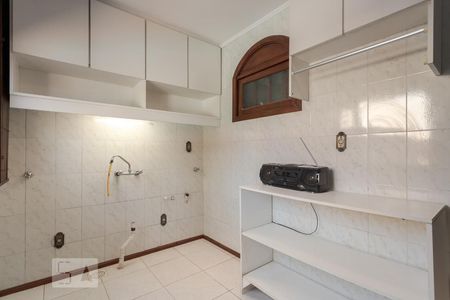 Casa à venda com 287m², 5 quartos e 3 vagasÁrea de Serviço