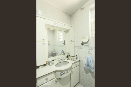 Casa à venda com 263m², 6 quartos e 3 vagasBANHEIRO 3