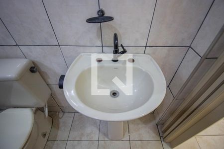 Casa à venda com 90m², 2 quartos e 2 vagas Casa à venda com 90m², 2 quartos e 2 vagasBanheiro