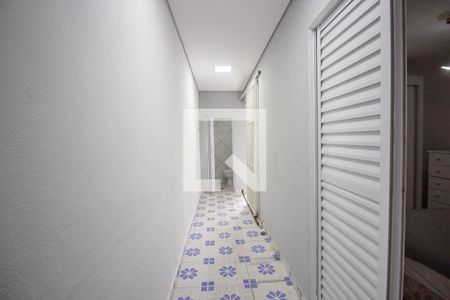 Casa à venda com 90m², 2 quartos e 2 vagas Casa à venda com 90m², 2 quartos e 2 vagasCorredor