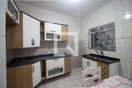 Casa à venda com 90m², 2 quartos e 2 vagas Casa à venda com 90m², 2 quartos e 2 vagasCozinha