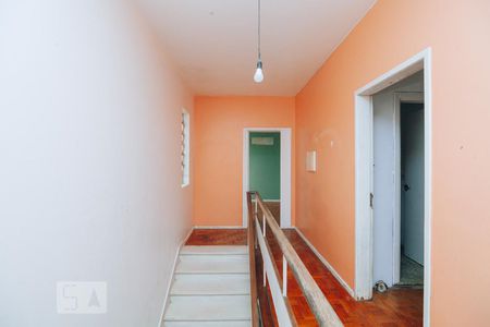 Casa à venda com 200m², 4 quartos e 4 vagasVista andar superior