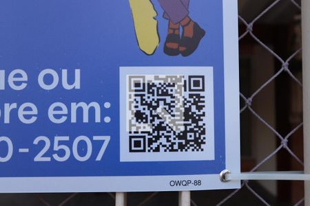 Casa à venda com 250m², 3 quartos e 2 vagasQR code