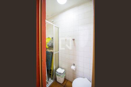 Casa à venda com 250m², 3 quartos e 2 vagas Casa à venda com 250m², 3 quartos e 2 vagasBanheiro 3