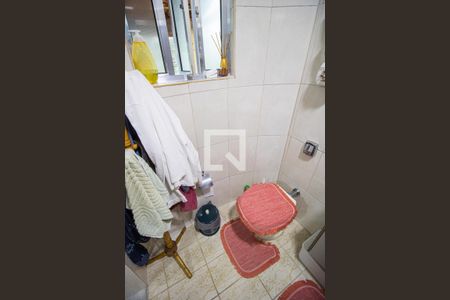 Casa à venda com 250m², 3 quartos e 2 vagas Casa à venda com 250m², 3 quartos e 2 vagasBanheiro da Suíte