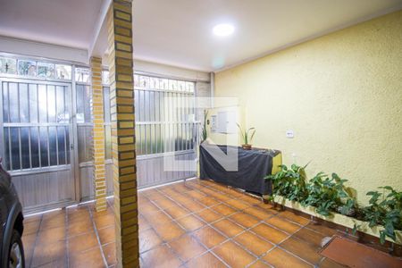 Casa à venda com 250m², 3 quartos e 2 vagas Casa à venda com 250m², 3 quartos e 2 vagasGaragem
