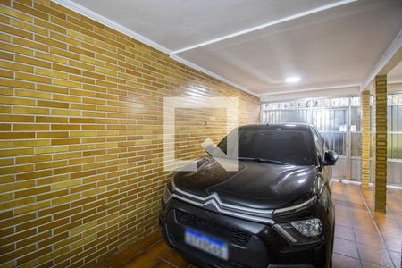 Casa à venda com 250m², 3 quartos e 2 vagas Casa à venda com 250m², 3 quartos e 2 vagasGaragem