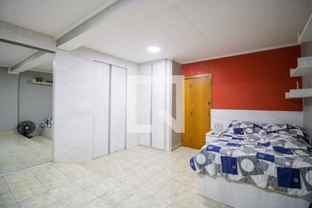 Casa à venda com 250m², 3 quartos e 2 vagas Casa à venda com 250m², 3 quartos e 2 vagasSuíte