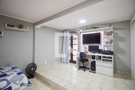 Casa à venda com 250m², 3 quartos e 2 vagas Casa à venda com 250m², 3 quartos e 2 vagasSuíte