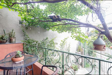Casa para alugar com 130m², 3 quartos e 2 vagasVaranda