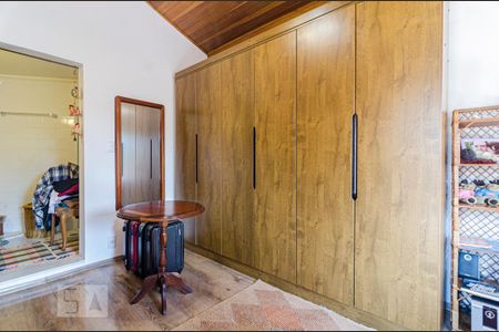 Casa para alugar com 130m², 3 quartos e 2 vagasSuíte 1