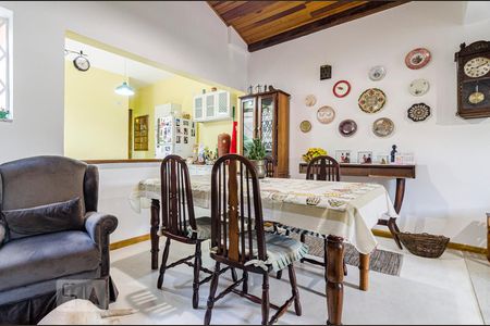 Sala de casa para alugar com 3 quartos, 130m² em Jardim das Bandeiras, São Paulo