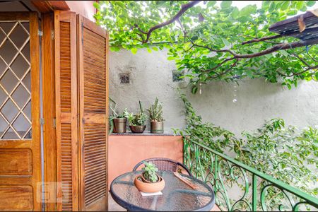Casa para alugar com 130m², 3 quartos e 2 vagasVaranda
