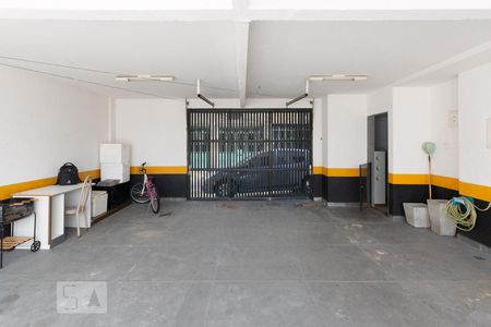 Casa de condomínio à venda com 256m², 4 quartos e 4 vagasGaragem