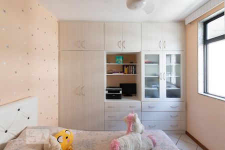 Casa de condomínio à venda com 256m², 4 quartos e 4 vagasQuarto 3