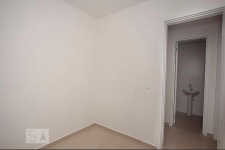 Quarto 1 de apartamento para alugar com 2 quartos, 48m² em Ipê, São José dos Pinhais