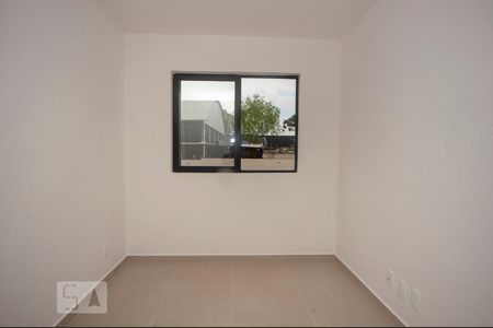 Quarto 2 de apartamento para alugar com 2 quartos, 48m² em Ipê, São José dos Pinhais