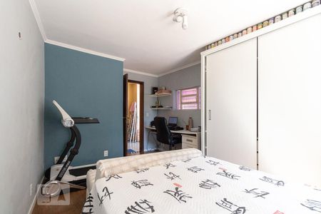Casa à venda com 220m², 4 quartos e 2 vagasQuarto