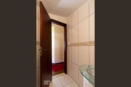 Casa à venda com 220m², 4 quartos e 2 vagasLavabo