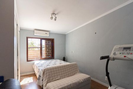 Casa à venda com 220m², 4 quartos e 2 vagasQuarto