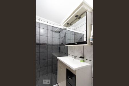 Casa à venda com 220m², 4 quartos e 2 vagasBanheiro