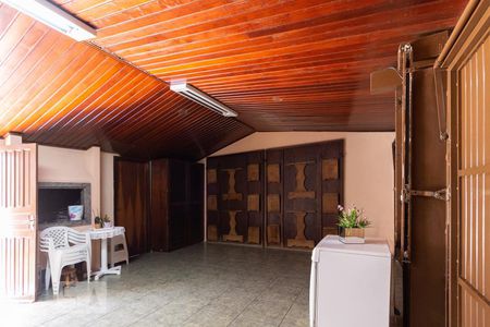 Casa à venda com 220m², 4 quartos e 2 vagasGaragem