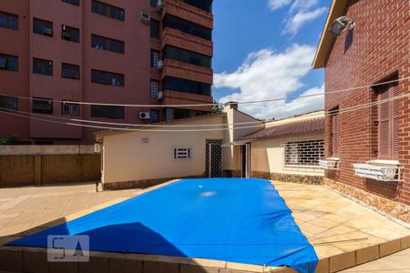 Casa à venda com 220m², 4 quartos e 2 vagasQuintal