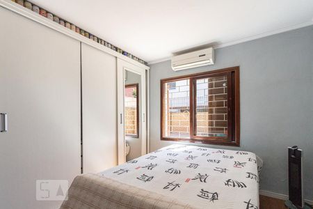 Casa à venda com 220m², 4 quartos e 2 vagasQuarto