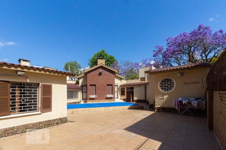 Casa à venda com 220m², 4 quartos e 2 vagasQuintal